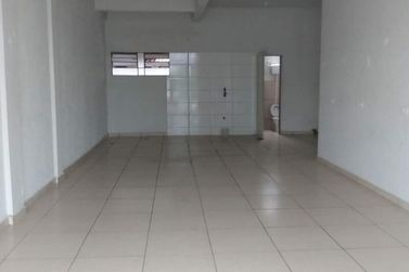 Sal&atilde;o Comercial &agrave; venda - 315m&sup2; - Zona I-A