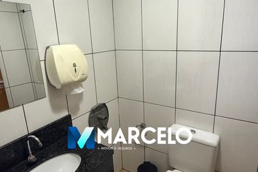 Sal&atilde;o Comercial para alugar - 500m&sup2; - Zona VI