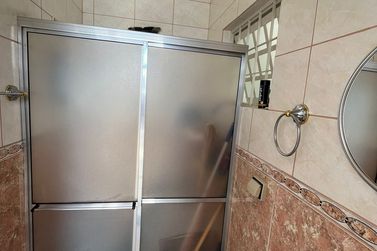 Sobrado &agrave; venda - 200m&sup2; - Zona II