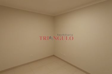 Apartamento para alugar - 110m&sup2; - ZONA II