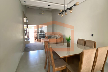 Casa &agrave; venda - 153m&sup2; - Jardim Caravelle