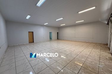Sal&atilde;o Comercial &agrave; venda - 525m&sup2; - Zona I