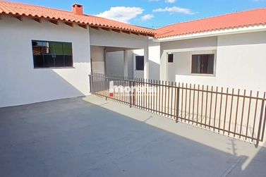 Casa &agrave; venda - 354m&sup2; - Zona III