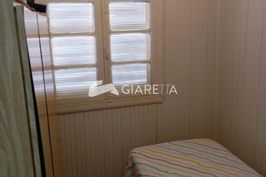 Casa &agrave; venda - 210m&sup2; - CENTRO