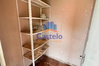 Casa para alugar - 100m&sup2; - JARDIM TAMOIO