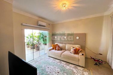 Casa &agrave; venda - 274m&sup2; - Condom&iacute;nio Cidade Jardim