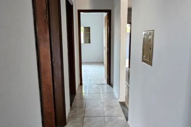 Casa &agrave; venda - 102m&sup2; - PARQUE SAN REMO II