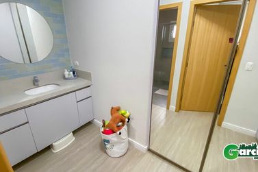 Casa &agrave; venda - 256m&sup2; - -