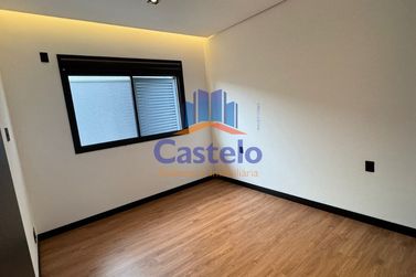 Casa &agrave; venda - 206m&sup2; - PARQUE RESIDENCIAL INTERLAGOS II