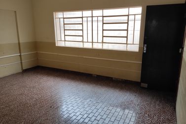 Casa para alugar - 100m&sup2; - Zona II