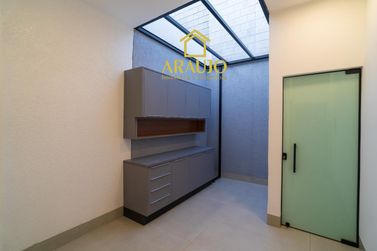 Casa &agrave; venda - 250m&sup2; - Zona VII