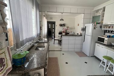 Sobrado &agrave; venda - 188m&sup2; - Zona II A