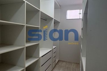 Casa para alugar - 360m&sup2; - Jardim Tamoio