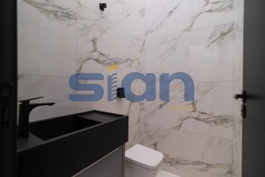 Casa &agrave; venda - 375m&sup2; - Zona VII