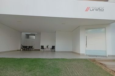 Casa &agrave; venda - 520m&sup2; - Cond. Ecoville Residence