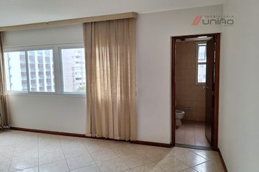 Sal&atilde;o Comercial &agrave; venda - 90m&sup2; - Zona 1