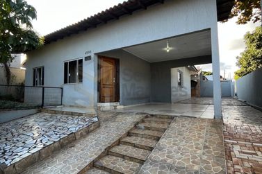 Casa &agrave; venda - 324m&sup2; - Zona VII