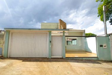 Casa &agrave; venda - 275m&sup2; - Zona I