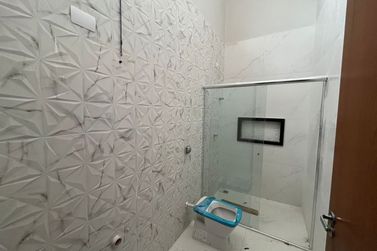 Casa &agrave; venda - 200m&sup2; - 