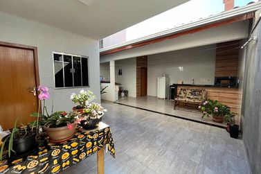 Casa &agrave; venda - 195m&sup2; - Jardim novo Mil&ecirc;nio