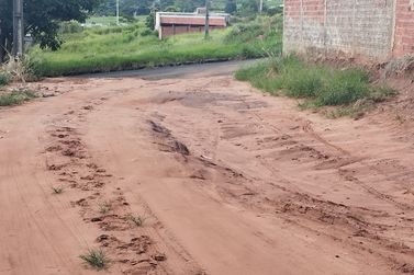 Ch&aacute;cara &agrave; venda - 5341m&sup2; - Estrada Morada do Sol