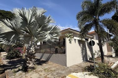 Casa &agrave; venda - 170m&sup2; - Zona III