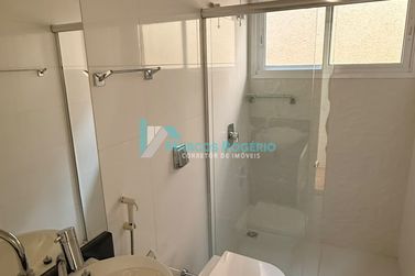 Casa &agrave; venda - 270m&sup2; - Jardim Lisboa