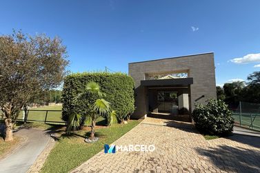 Terreno &agrave; venda - 610m&sup2; - Zona III