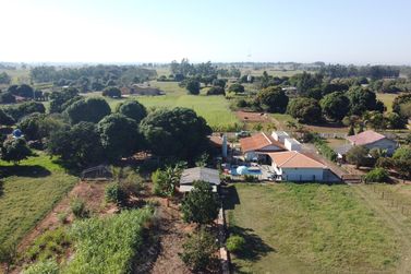 S&iacute;tio &agrave; venda - 200m&sup2; - &Aacute;rea Rural de Umuarama