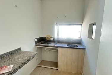 Casa para alugar - 337m&sup2; - Zona I