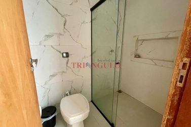 Casa &agrave; venda - 114m&sup2; - JARDIM SANTIAGO