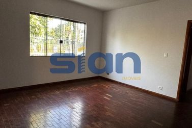 Casa para alugar - 200m&sup2; - Zona II