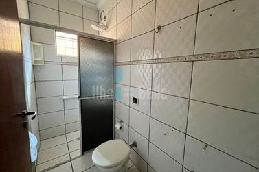 Casa &agrave; venda - Zona V