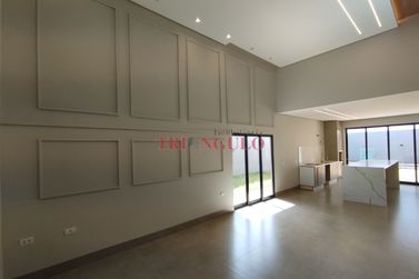 Casa &agrave; venda - 135m&sup2; - PARQUE RESIDENCIAL INTERLAGOS II