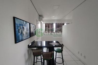 Apartamento &agrave; venda - 67m&sup2; - Zona III