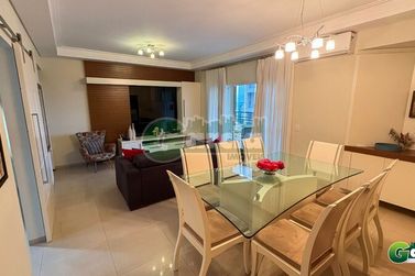 Apartamento &agrave; venda - 223m&sup2; - Zona I