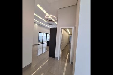 Casa &agrave; venda - 250m&sup2; - Conjunto Residencial Portal das &Aacute;guas