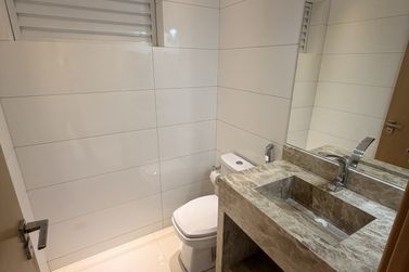 Apartamento &agrave; venda - 180m&sup2; - Zona III