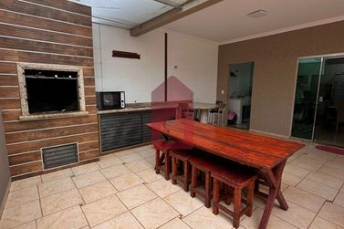 Casa &agrave; venda - 150m&sup2; - Jardim Colibri