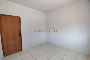 Casa para alugar - 111m&sup2; - JARDIM TROPICAL