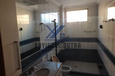 Apartamento &agrave; venda - 111m&sup2; - 2&ordm; andar