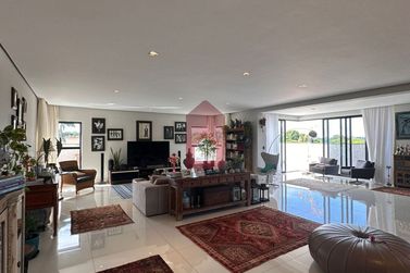 Apartamento &agrave; venda - 300m&sup2; - Zona II