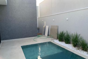 Casa &agrave; venda - 154m&sup2; - Jd Versalhes