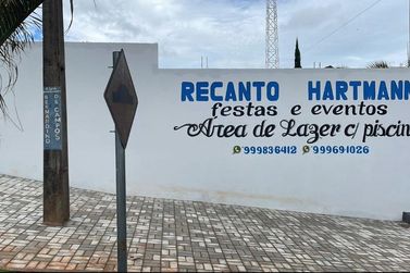 Ch&aacute;cara &agrave; venda - 270m&sup2; - Centro