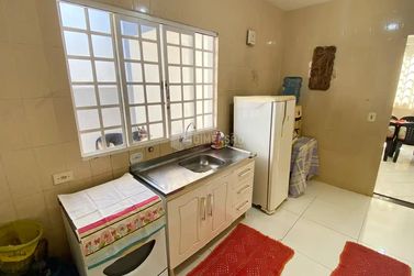 Casa &agrave; venda - 202m&sup2; - Zona Armaz&eacute;m