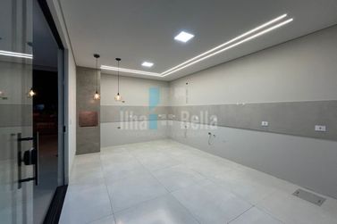 Casa &agrave; venda - Zona IV