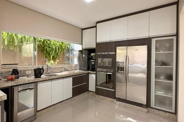 Sobrado &agrave; venda - 227m&sup2; - Condom&iacute;nio Ecoville