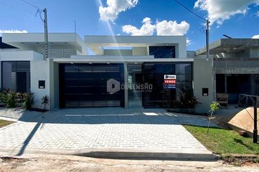 Casa &agrave; venda - 110m&sup2; - Jardim Cima