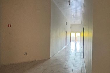 Sal&atilde;o Comercial para alugar - Zona III