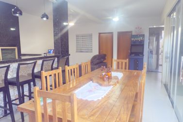 Casa &agrave; venda - 240m&sup2; - Parque Alto da Paran&aacute;